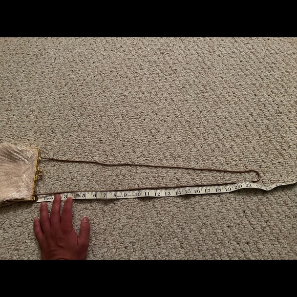 Valerie Steven’s she’ll evening bag - Picture 7 of 15